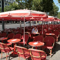 Paris | Champs Élysées | Blick auf den Fußgängerbereich