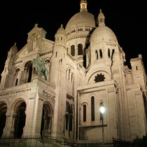 Paris | Montmartre und Sacré-Cœur | Blick auf die Sacré-Cœur bei Nacht
