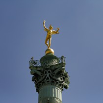 Paris | Place de la Bastille | Der Genius der Freiheit auf der Julisäule