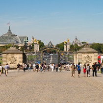 Paris | Hôtel des Invalides | Blick vom Hôtel des Invalides auf die Pont Alexandre III und den Grand Palais